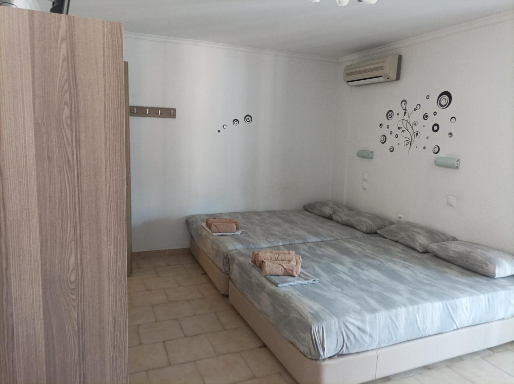 Kleanthis Blue Apartment Nea Vrasna Bagian luar foto